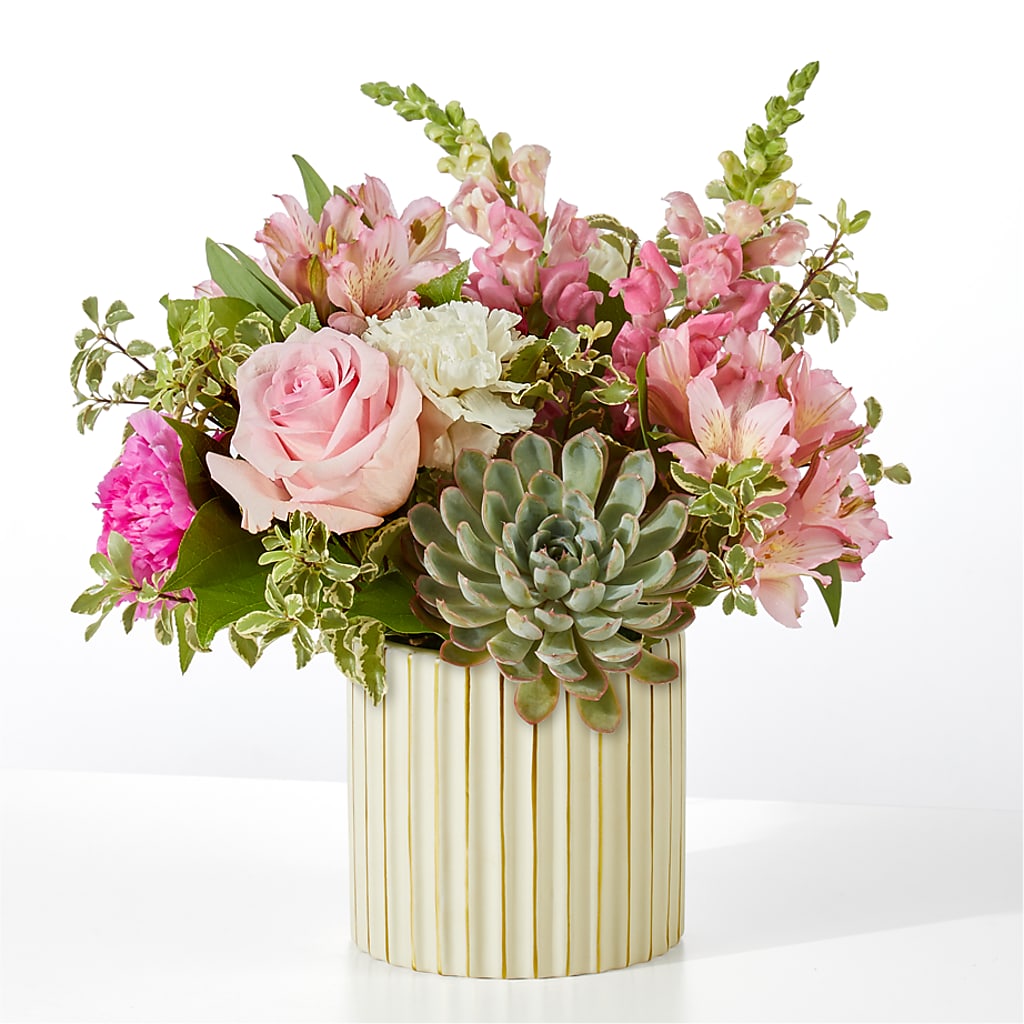 Magenta Musings Bouquet – A Touch Of Gracious Living, Salem OH