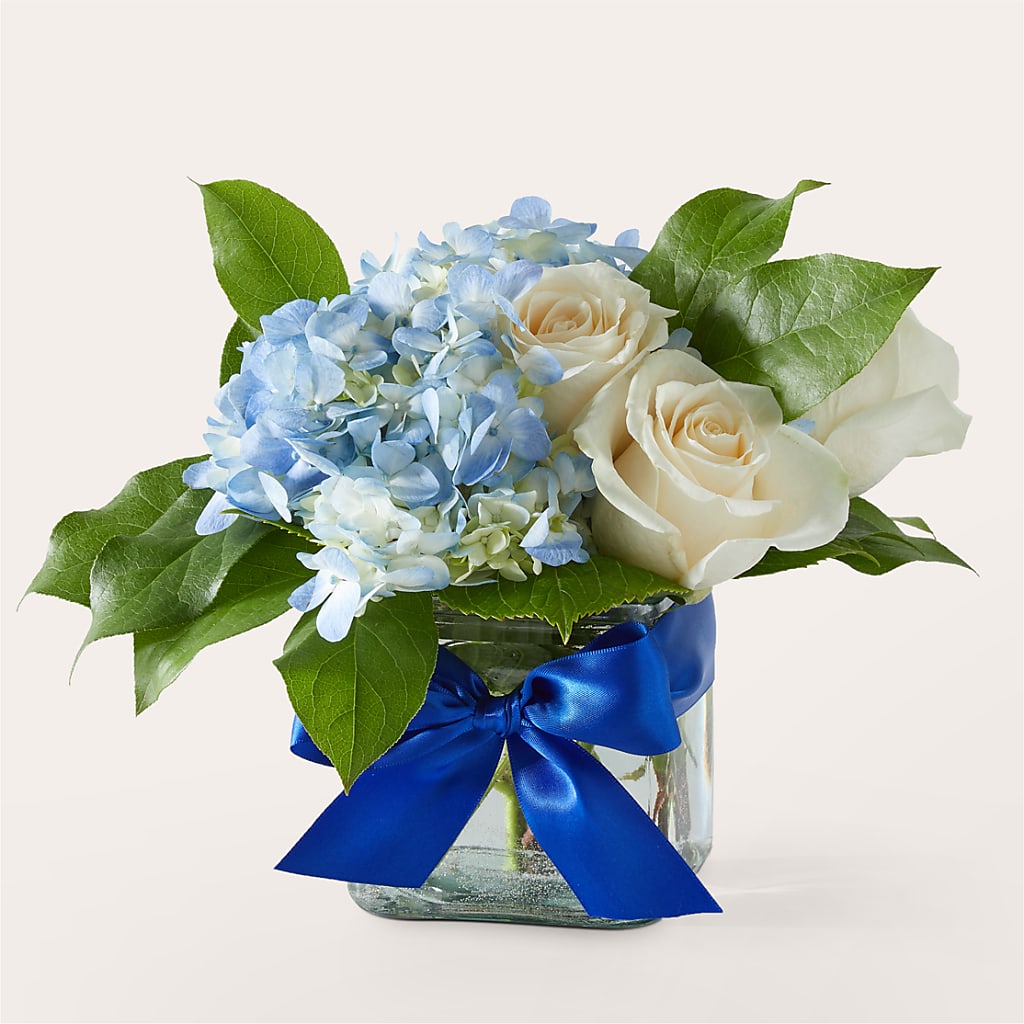 Sky Blue Delight Bouquet – A Touch Of Gracious Living, Salem OH
