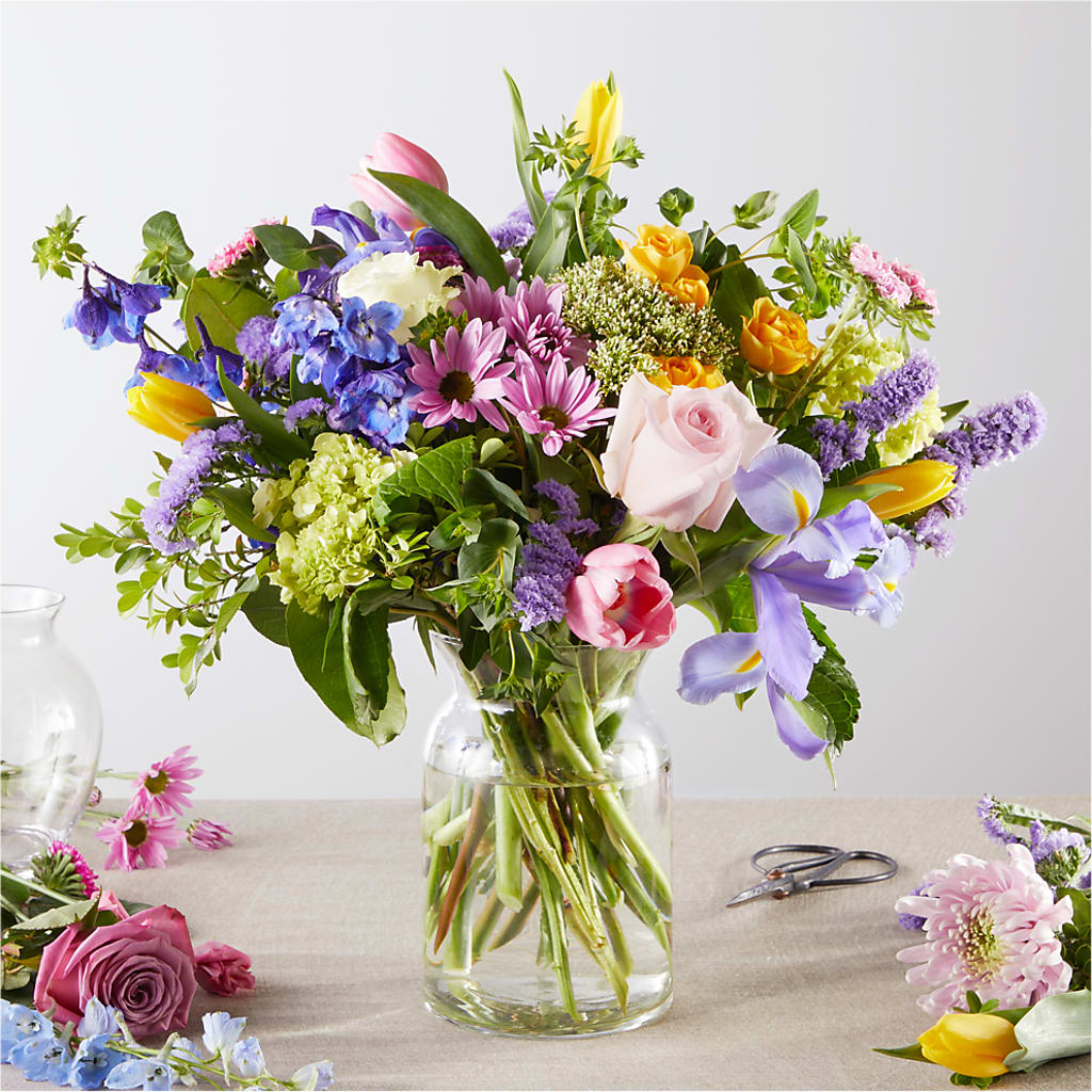Pastel Tradition - A Florist Original – A Touch Of Gracious Living, Salem OH