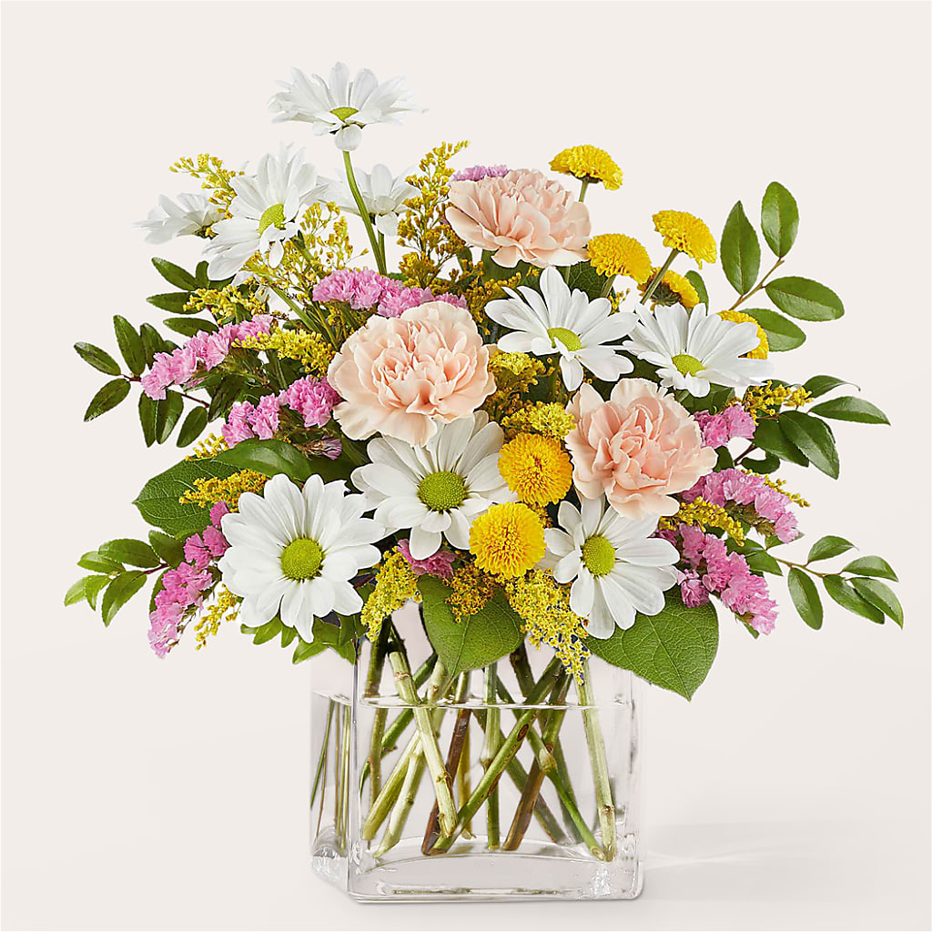 Country Cottage Bouquet – A Touch Of Gracious Living, Salem OH