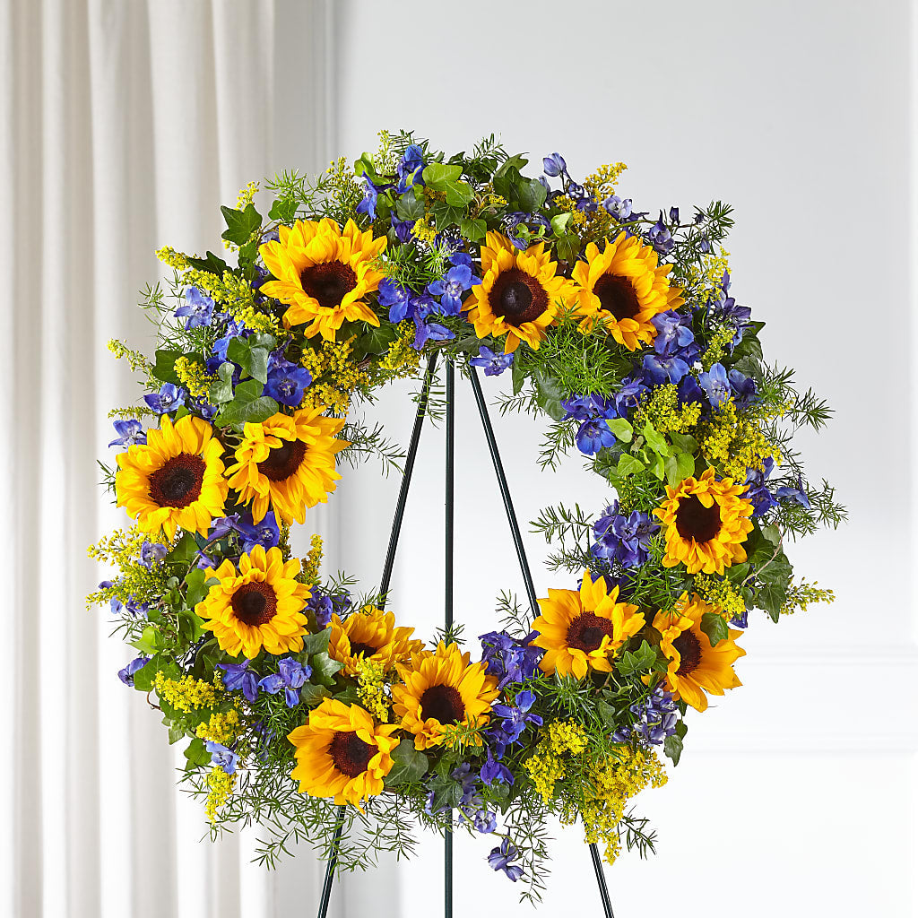 Bright Rays Wreath – A Touch Of Gracious Living, Salem OH