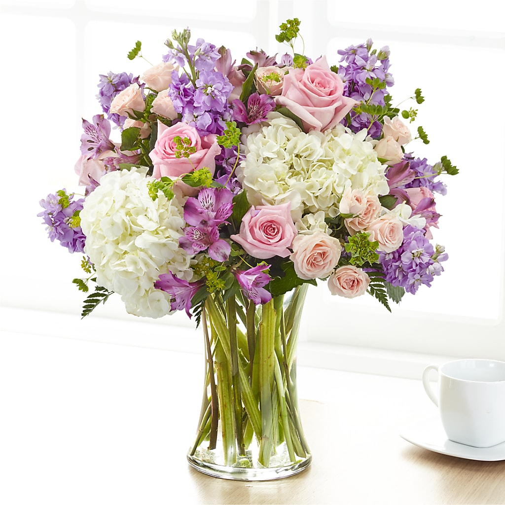 Shared Sentiment Bouquet – A Touch Of Gracious Living, Salem OH