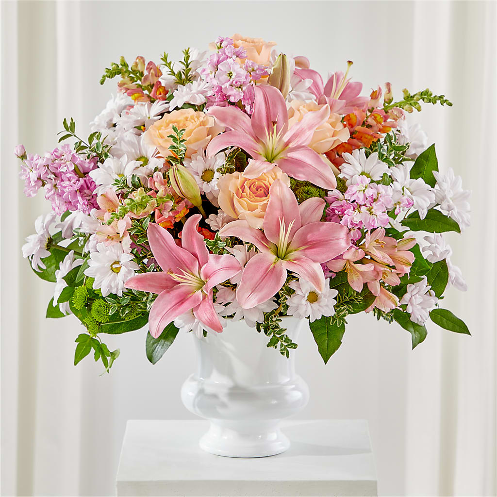 Heartfelt Gesture Urn Arrangement – A Touch Of Gracious Living, Salem OH