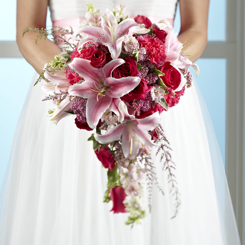 Lily & Rose Bouquet – A Touch Of Gracious Living, Salem OH