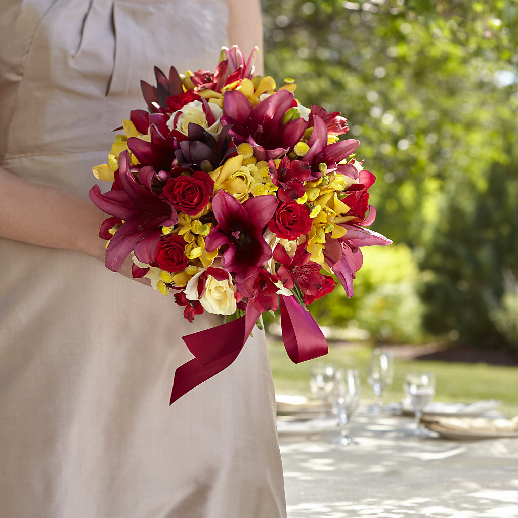 Sunningdale Bouquet – A Touch Of Gracious Living, Salem OH