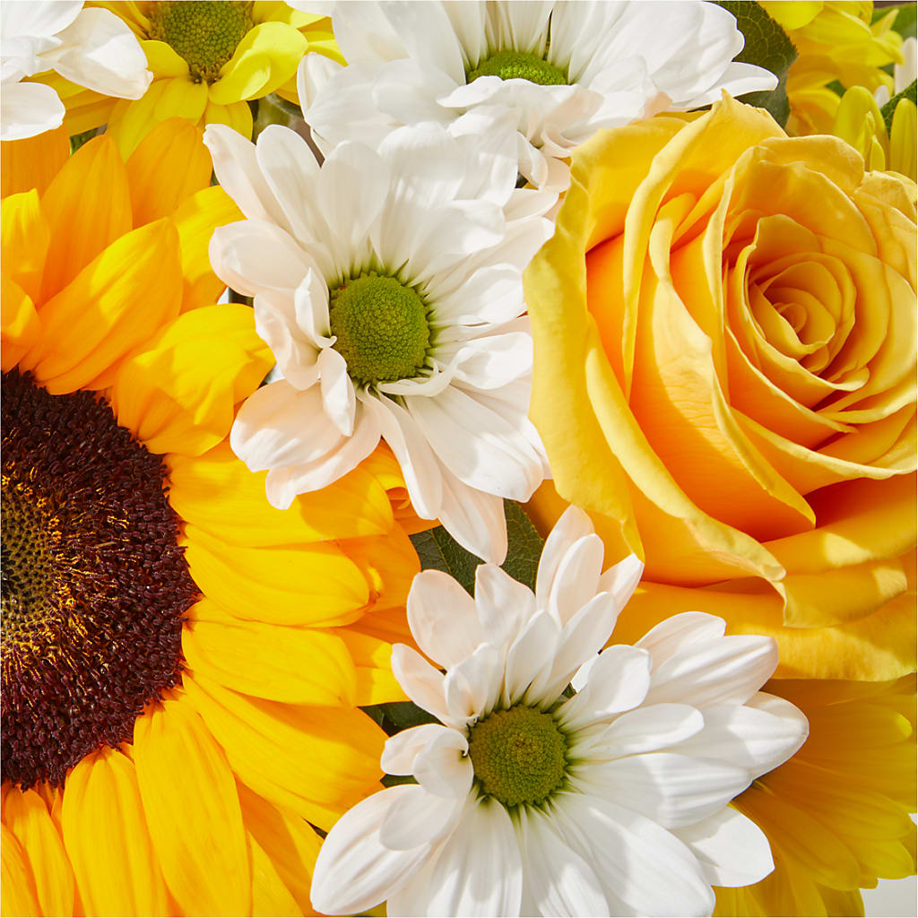 Be Happy Bouquet –  A Touch Of Gracious Living, Salem OH