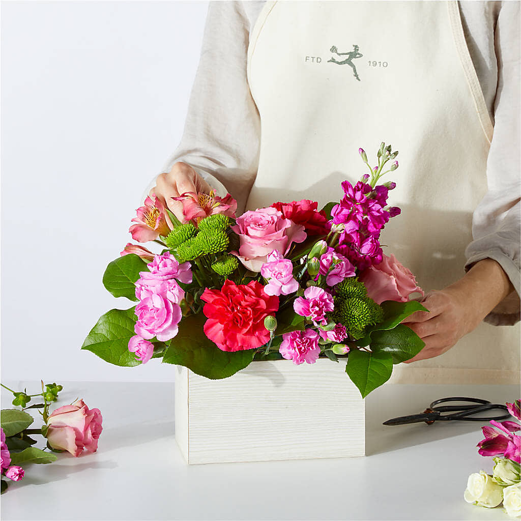 Sweetberry Box – A Florist Original –  A Touch Of Gracious Living, Salem OH