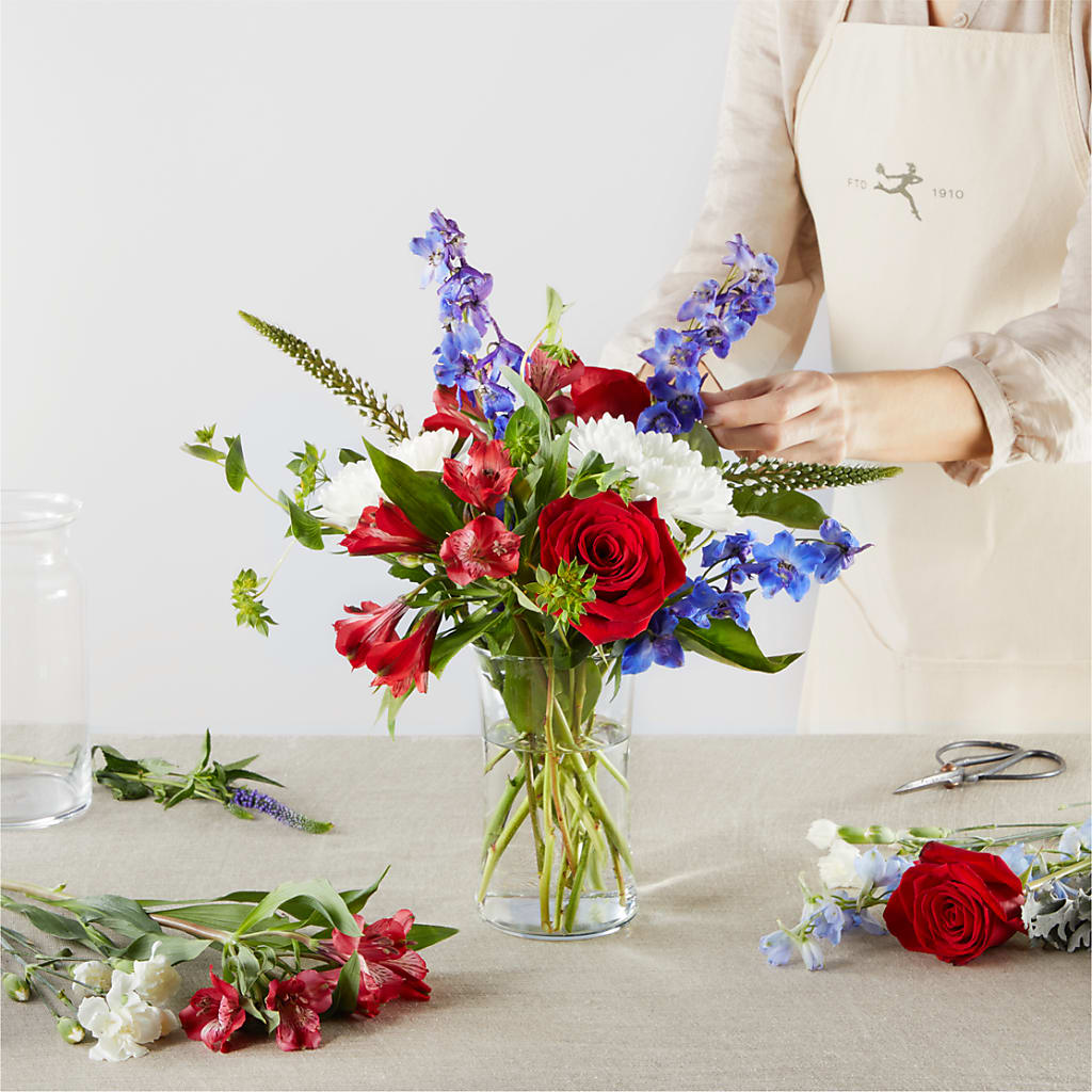 Star Spangled - A Florist Original –  A Touch Of Gracious Living, Salem OH