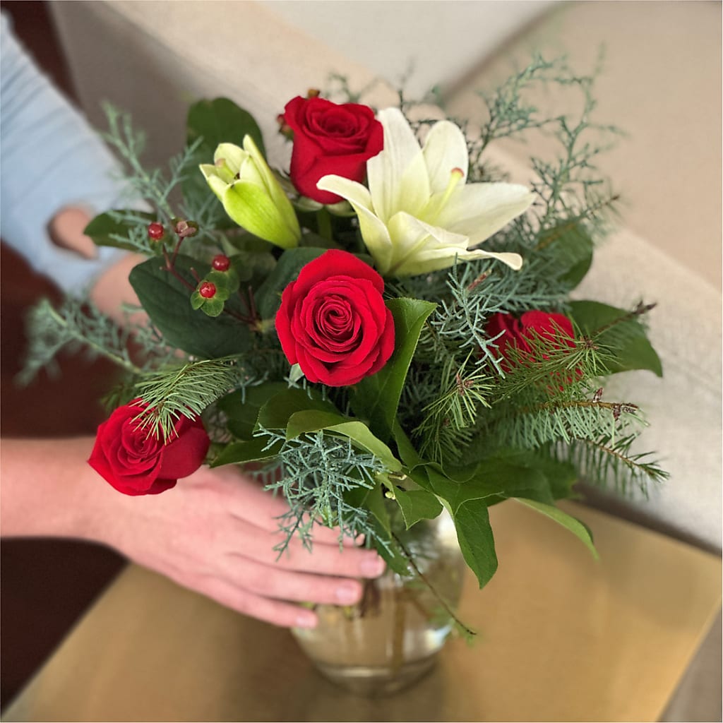 Glittering Lights Bouquet –  A Touch Of Gracious Living, Salem OH