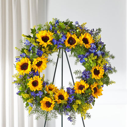 Bright Rays Wreath –  A Touch Of Gracious Living, Salem OH