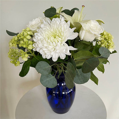 Snowy Dreams Bouquet –  A Touch Of Gracious Living, Salem OH
