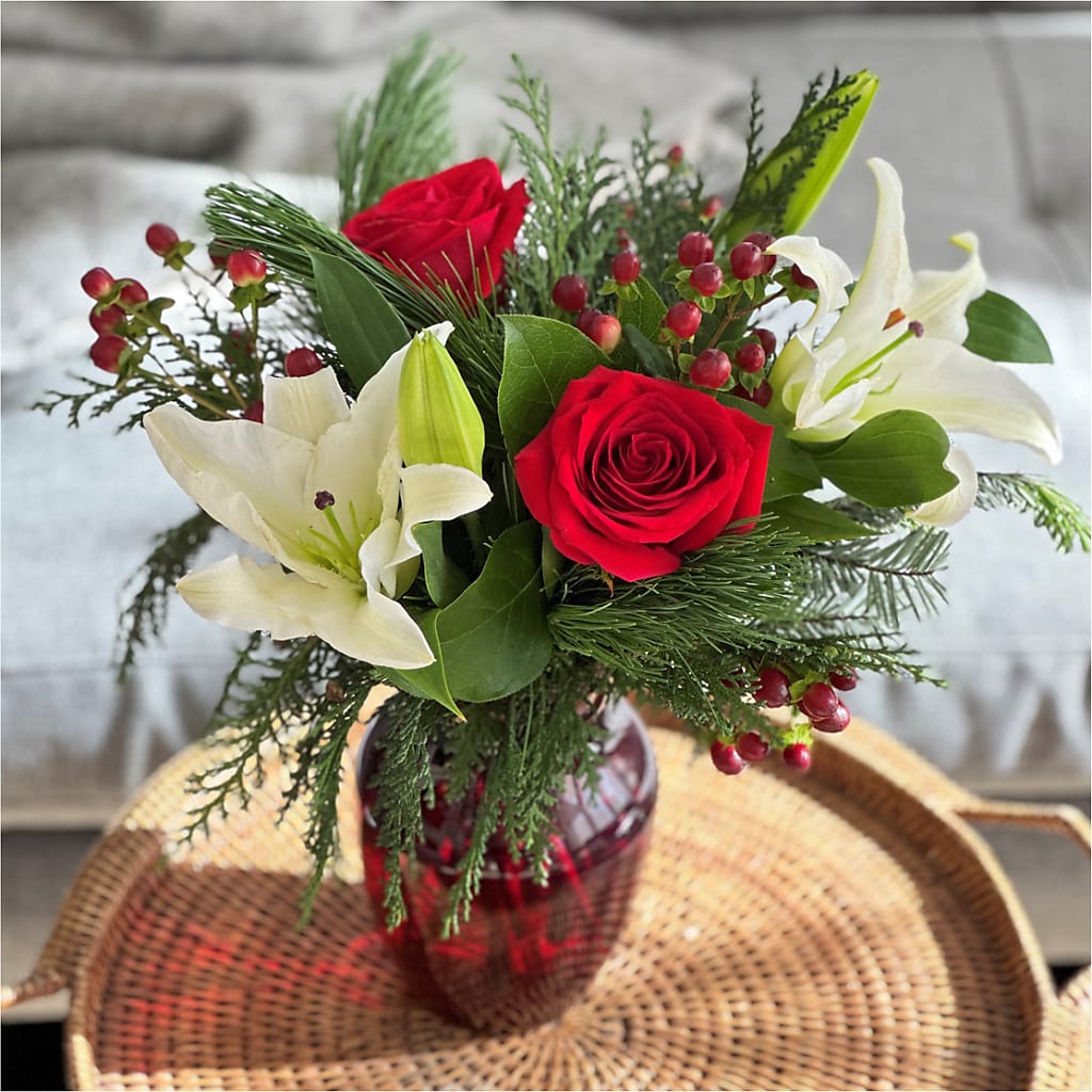 Evergreen Delight Bouquet –  A Touch Of Gracious Living, Salem OH