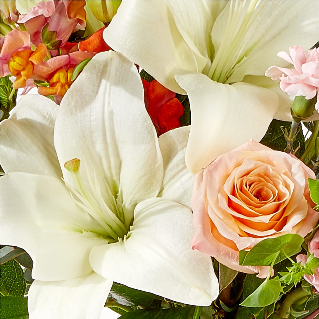 Grapefruit Splash Bouquet –  A Touch Of Gracious Living, Salem OH