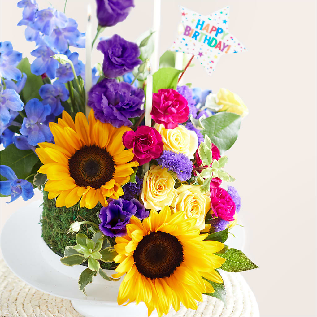 Star of the Day Floral Cake –  A Touch Of Gracious Living, Salem OH