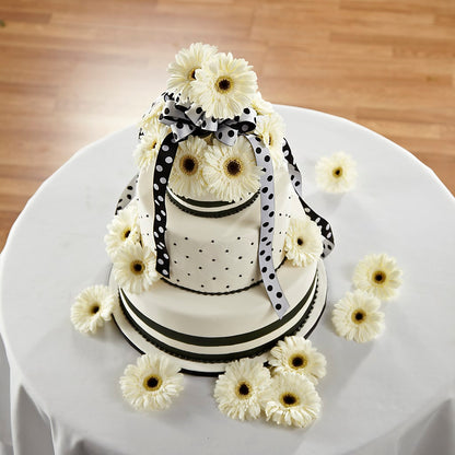 Simple Sophistication Cake Décor –  A Touch Of Gracious Living, Salem OH