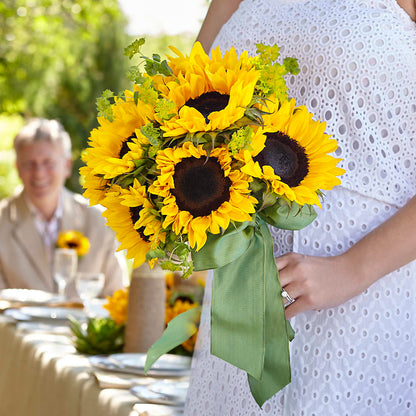 Free Spirit Bouquet –  A Touch Of Gracious Living, Salem OH