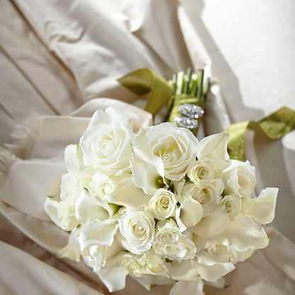 Serene Highness Bouquet –  A Touch Of Gracious Living, Salem OH